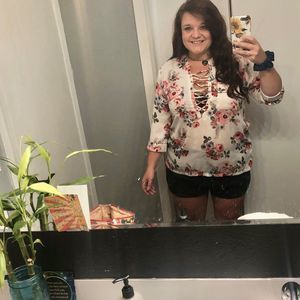 Meet your Posher, Shrylle